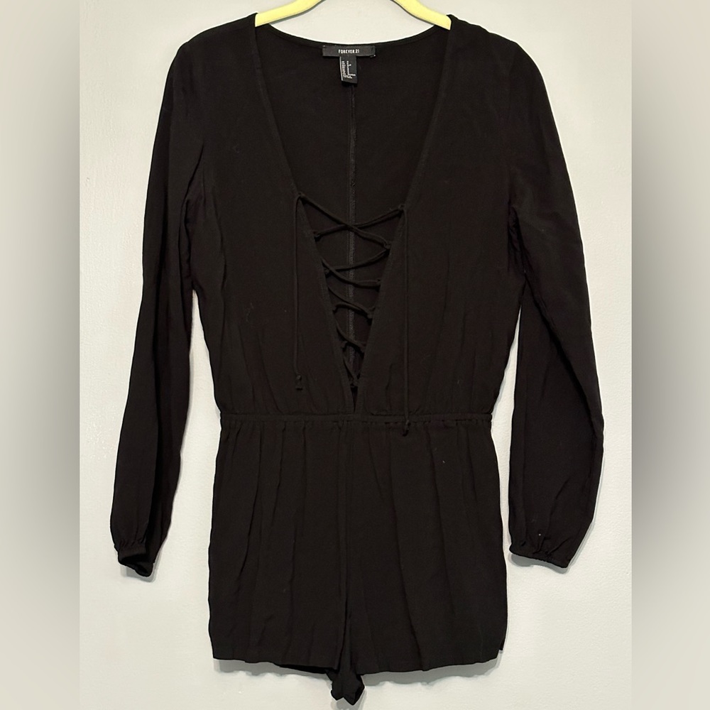 Forever 21 long sleeve front lace up romper